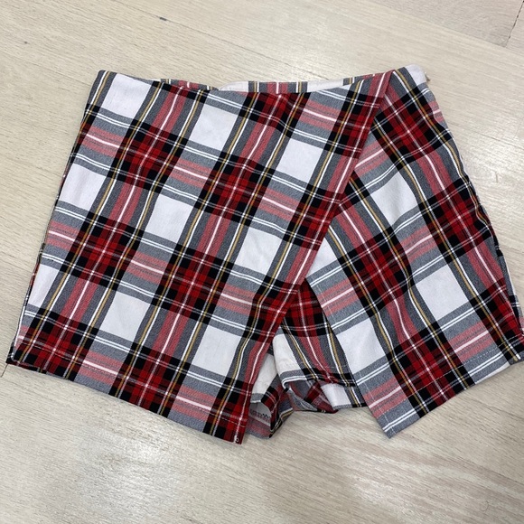 Brandy Melville Pants - Brandy Melville Plaid Skort